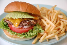 アボカドチーズバーガー