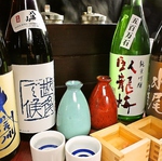 信州が誇る地酒をはじめ、全国の銘柄酒は330円(税込)～お手頃価格でご用意。