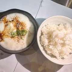 とろろごはん