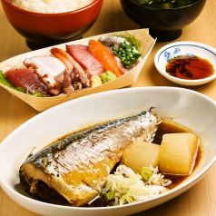 日替わりランチ　ボリューム満点の定食！