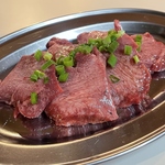 女性人気が高い「上タン」は数量限定でご用意できるタン元部分を使用しています♪売り切れ前にぜひ！