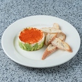 料理メニュー写真&nbsp;ズワイガニとアボカドのサラダ仕立て