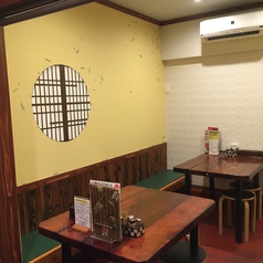 【NEW!】最大10名様までの個室が出来ました!4名様ずつで仕切ることも可能です。中宴会にどうぞ◎