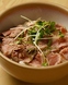 ほうじゅ豚のステーキ丼　食べくらべ　ロース肉&ヒレ肉