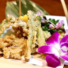 春の野菜天ぷら三種盛りあわせ