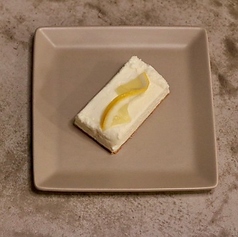 レモンのレアチーズケーキ
