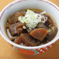 煮込み小鉢サービス特典あり！