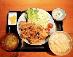 焼き鳥居酒屋とりッくすのおすすめランチ1