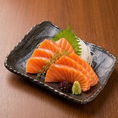 サーモンの刺身