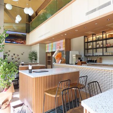 cafe&bar ZEN 博多祇園店の雰囲気1