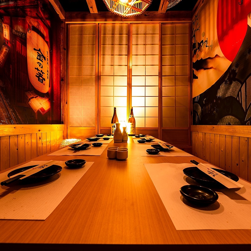 団体様のご利用も大歓迎しております！最大180名様までご利用可能な広々空間で宴会、飲み会！