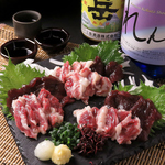 馬刺しは「ヒモたたき」や「フタエゴ」、「タテガミ」など種類豊富に取り揃えております◎