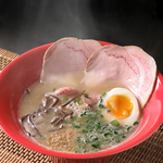 〆にぴったりな「熊本ラーメン」は当店の名物です♪ご来店の際には是非お召し上がりください！