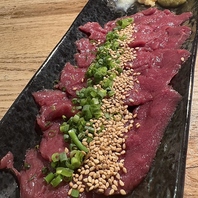 新鮮だからこそご提供できる馬刺しをお愉しみください。