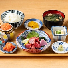 朝の本マグロのぶつ切り定食