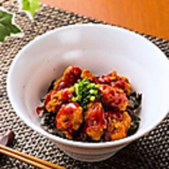 ヤンニョムチキン丼