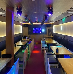 カラオケ付き個室