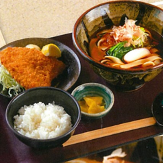 選べる麺とあじフライ定食