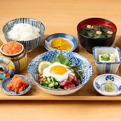 朝の本マグロのねばとろ定食