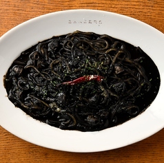 ヤリイカのイカスミソース　生スパゲティ