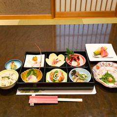 鮨菜旬炉料理 笑和のコース写真