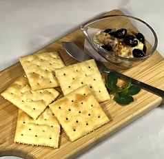 黒豆と黒蜜きなこのハニークリームチーズ