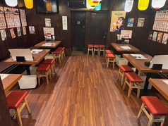 駅から徒歩５分の、超駅チカ！！サクッと飲みにも、宴会にも便利な立地となっています！外観は、ネオンの看板が目にひくようになっており、夜でもお店を見つけていただきやすくなっております！