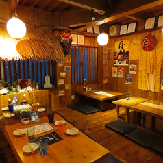 当店では、貸切にも対応し、最大30名様でのご宴会が可能です。沖縄の風を感じる絶品の沖縄料理や種類豊富な泡盛などのお酒と共に楽しいひとときをお過ごしいただけます。人数や予算など、お気軽にご相談ください。お客様のご要望に合わせて、最高のサービスご提供できるようスタッフ一同心よりお待ちしております。