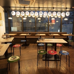 【大人数のご宴会に最適！】歓送迎会、飲み会、宴会、さまざまな需要に対応できる団体様スペースです。まわりのお客様を気になさらずに、安心して楽しめます。