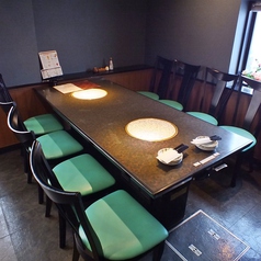 ８名様までご利用いただけるテーブル席！ママ会・ランチ・サク飲み・女子会・誕生日会・会社宴会などなどシーンに合わせてご利用頂けます♪＾