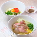 名物の餃子はもちろん、〆に嬉しいメニューも豊富にご用意！明太バターうどんや自家製鶏ラーメンは絶品です☆
