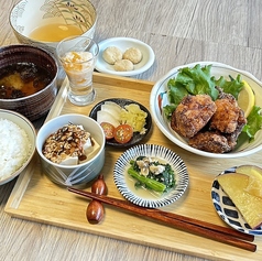 和菓子と日本酒と薬草茶屋のある駄菓子屋さん 和氣和氣のおすすめランチ2