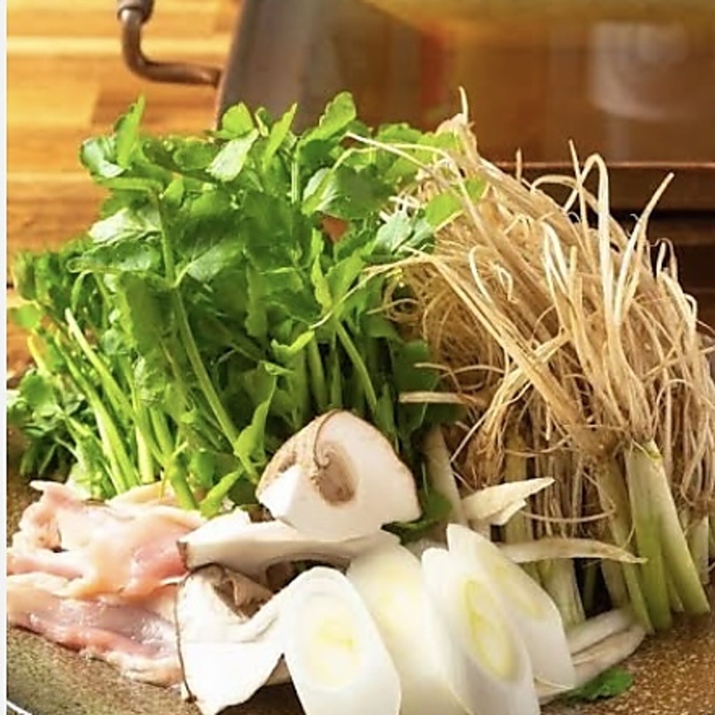 仙台せり鍋は2h飲放題付コース（5000円）から！お料理は個人盛りで大人気！