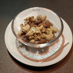 ミックス・ナッツ