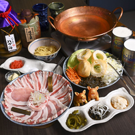 しゃぶしゃぶコースは4800円(税込)でご用意しております