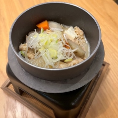 和牛もつ煮の写真