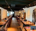 貸切利用大歓迎！着席90名様・立食60～120名様まで収容可能企業パーティーやウエディング2次会にぜひ。下見見学やお打ち合わせも承ります。お気軽にご相談ください。