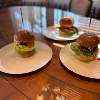 【多彩な宴会コース】幅広いシーンで楽しむ美味しさ