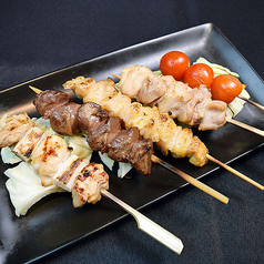 自慢の焼き鳥5種盛り合わせ