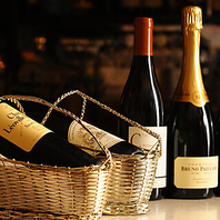 お好みのワインやシャンパンで素敵なひと時を