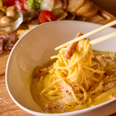 燻製のおつまみカルボナーラ