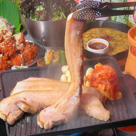 【食べ飲み放題♪】定番★サムギョプサル食べ放題ソフトドリンク飲み放題2,980円（税込）
