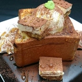 料理メニュー写真&nbsp;【当店おすすめ】 ティラミスハニートースト
