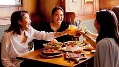 アイリッシュカフェ&レストラン カプリシカの写真2