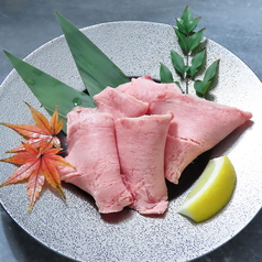 特選黒毛和牛薄切り塩タン