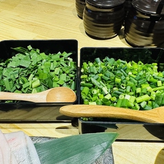 出汁を引き立てる薬味設計