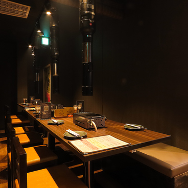 尹家 インヤ 新大久保店の雰囲気1