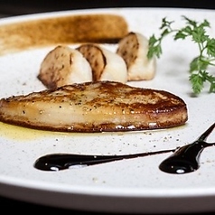 フォアグラ入荷いたしました