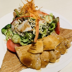 Bセット《今月限定ガレット・ドリンク》三元豚ロースと国産タケノコのソテー　~醤油と白ワインソース~