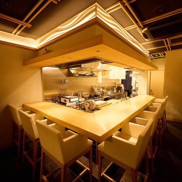 炭火割烹 うち田の雰囲気1